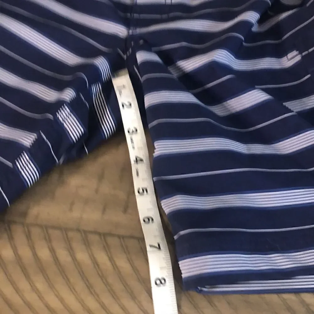 J Crew FlexwearSwimwear Trunks Secure Velcro Hip Pocket. Stretch. Lined.
